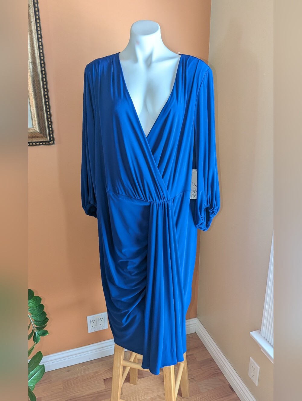 NEW Eliza J Royal Blue Draped V-Neck Long Sleeve Dress Size 20 W